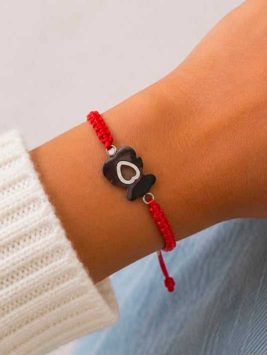 RED CHARM